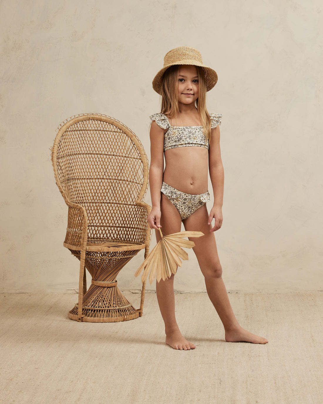 Girl split swimsuit wholesaler